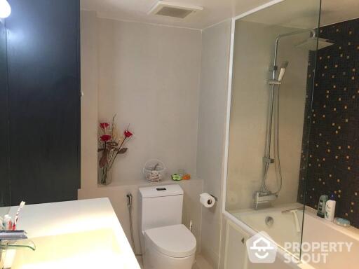 2-BR Condo at Asoke Place near MRT Sukhumvit (ID 476285)