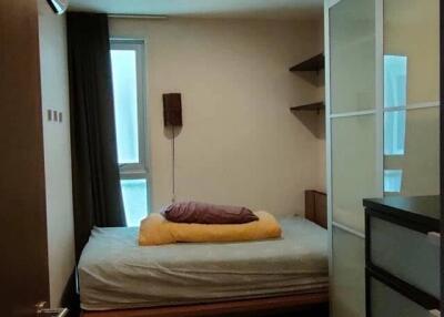 2-BR Condo near BTS Phra Khanong