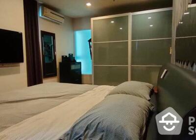 2-BR Condo near BTS Phra Khanong