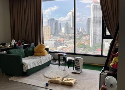 2-BR Condo at Chapter Charoennakhorn - Riverside near BTS Krung Thon Buri