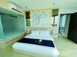 1-BR Condo at Sky Walk Residences near BTS Phra Khanong