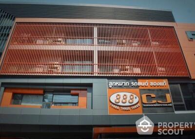 Shophouse for Rent and Sale in Phra Khanong