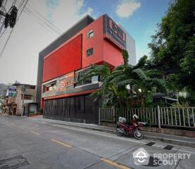 Shophouse for Rent and Sale in Phra Khanong