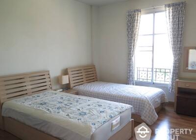 3-BR Townhouse in Chong Nonsi