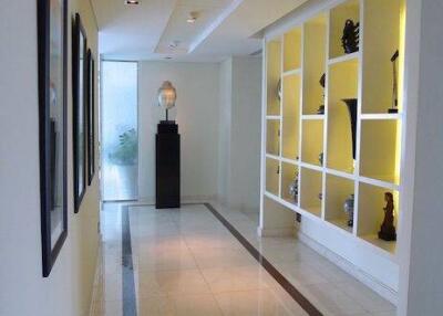 4-BR Condo at The Lakes Bangkok near BTS Asok