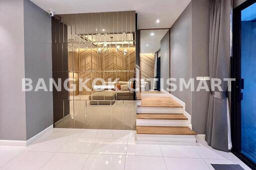 Townhouse at Baan Klang Muang Watcharapol for sale