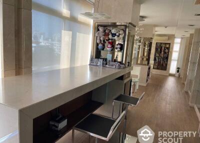 2-BR Condo at Life @ Sukhumvit 67 near BTS Phra Khanong