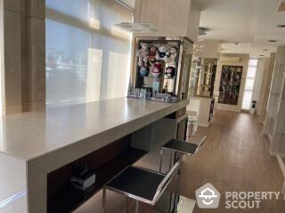 2-BR Condo at Life @ Sukhumvit 67 near BTS Phra Khanong