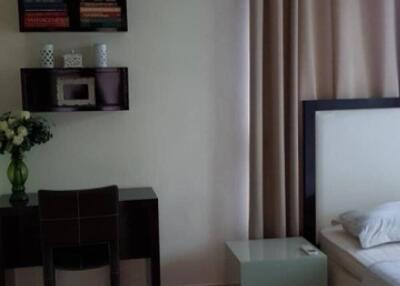 2-BR Condo at Life @ Sukhumvit 67 near BTS Phra Khanong