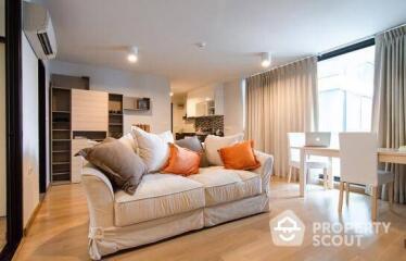 1-BR Condo at Bangkok Feliz Sukhumvit 69 near BTS Phra Khanong