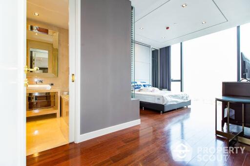 2-BR Condo at Marque Sukhumvit near BTS Phrom Phong