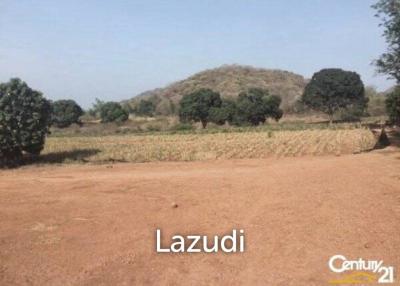 Beautiful Countryside Land with Sea View to build 1, 2 or up to 8 houses