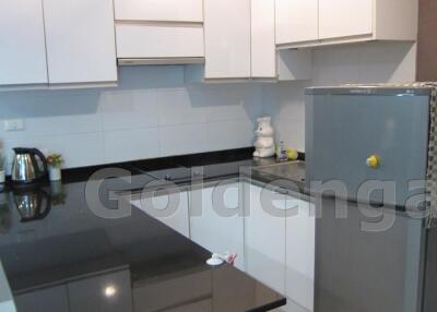 2 Bedrooms Furnished Condo Serene Place - Sukhumvit 24