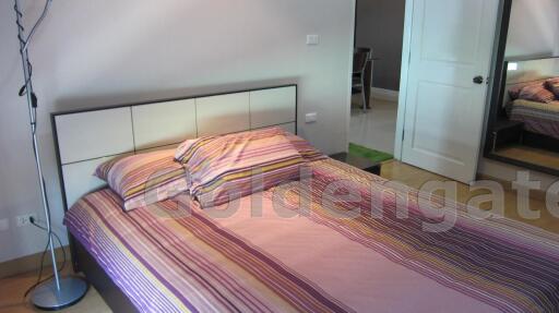 2 Bedrooms Furnished Condo Serene Place - Sukhumvit 24