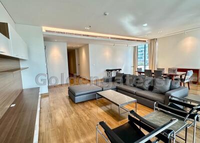 3 Bedrooms Condo with large Terrace at Domus - Sukhumvit 16