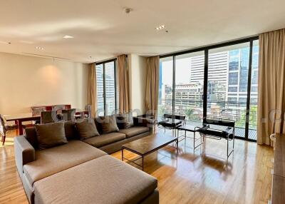 3 Bedrooms Condo with large Terrace at Domus - Sukhumvit 16