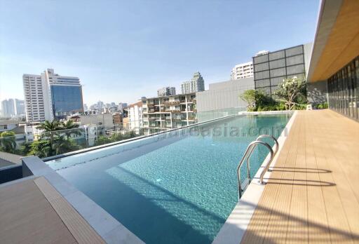 2 Bedrooms Beautifully Furnished Apartment - Sukhumvit 55, Thonglor