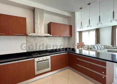 4 Bedrooms Furnished Apartment with Big Balcony - Sukhumvit 23