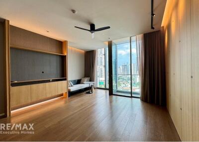 Modern 2 Bedroom Condo for Rent in Prompong Area, 9 Mins Walk to BTS Phrom Phong