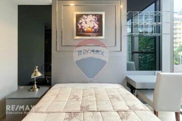 Luxurious Western-style 3-Bed Condo, 10 Mins Walk to Promphong BTS