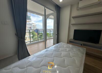 Modern Beachfront Condo 3 Bedrooms at Whale Marina Condominium - Na Jomtien