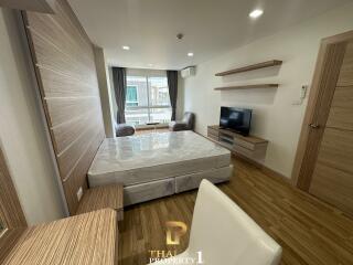 Modern Beachfront Condo 3 Bedrooms at Whale Marina Condominium - Na Jomtien