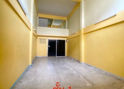 Spacious building corridor with high ceilings