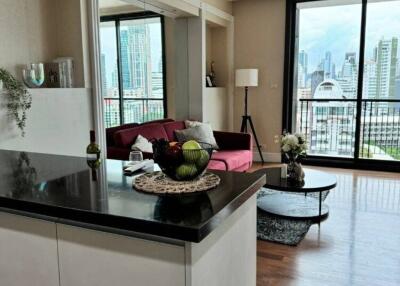 1 Bed 2 Bath 56 SQ.M Aguston Sukhumvit 22