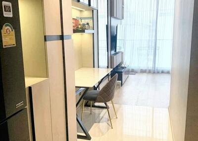 1 Bedroom 1 Bathroom 40 SQ.M Ashton Silom