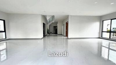 5 Bedrooms 6 Bathrooms 416 SQ.M The City Bangna