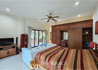 Nature Valley,Thai-Modern Villa, 3 Bed 2 Bath in Hua Hin Soi 70 For Sale