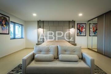 JUST LISTED 4 bedrooms 5 bathrooms in East Pattaya