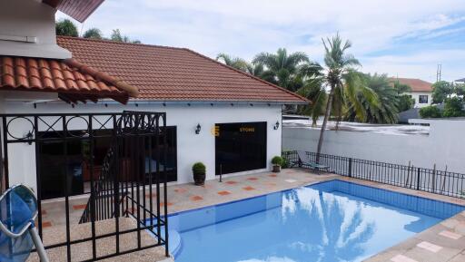 5 bedroom House in Paradise Villa 1 East Pattaya