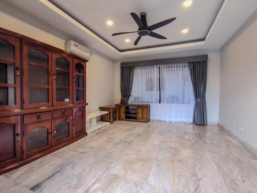 5 bedroom House in Paradise Villa 1 East Pattaya