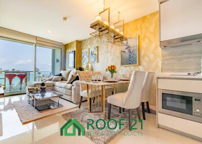 Exquisite 47 sqm Seaview Residence: 29th Floor Elegance with Custom-Built Furnishings