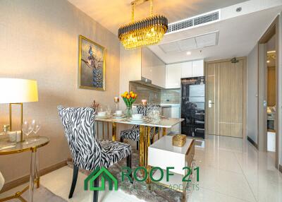 Spacious 1-Bedroom Seaview Haven: 47 sqm with Custom-Built Furniture and Elegant Design