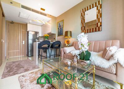 Chic 1-Bedroom Seaview Haven: 21st Floor with Elegant Pastel Decor and Luxe Amenities