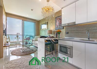 Elegant 1-Bedroom Seaview Residence: 21st Floor with High-Quality Decor and Premium Amenities