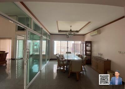 Spacious dining room with glass doors