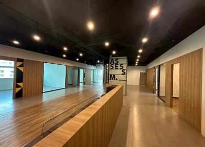 For Rent Bangkok Office Phaya Thai Rachatewi