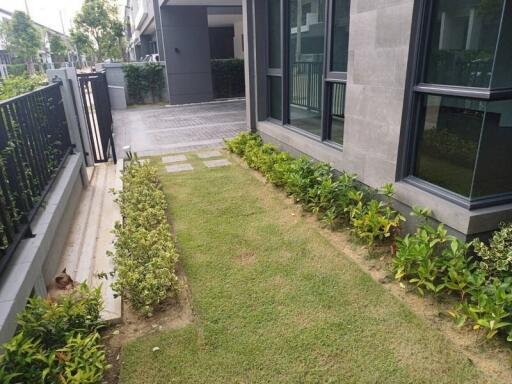 For Rent Samut Prakan Town House The City Bangna Bang Phli Yai Bang Phli