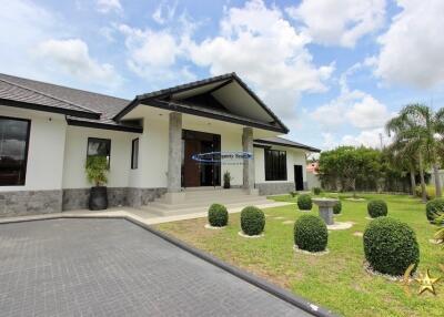 Luxury pool villa Khao Tao Hua Hin for sale