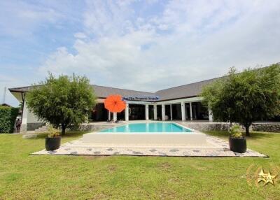 Luxury pool villa Khao Tao Hua Hin for sale