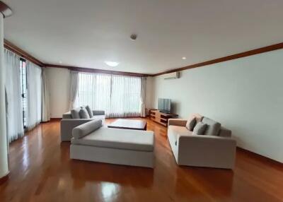 Villa Fourteen 4 bedroom apartment for rent