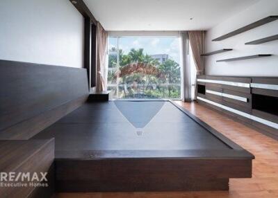 New Condo in the Heart of Watthana, 7 Mins Walk to BTS Ekkamai