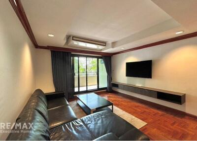 Luxurious 2 Bedroom Condo for Rent in Sathon Area