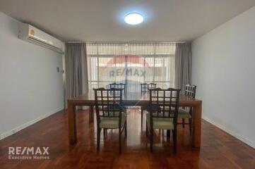 Spacious 3 Bed Condo for Rent near BTS Phrompong in Sukhumvit 24