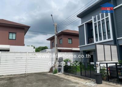 Exterior view of modern houses with driveway