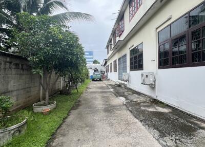 Exterior view of a building with driveway