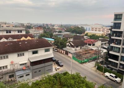 View of the neighborhood from a higher floor